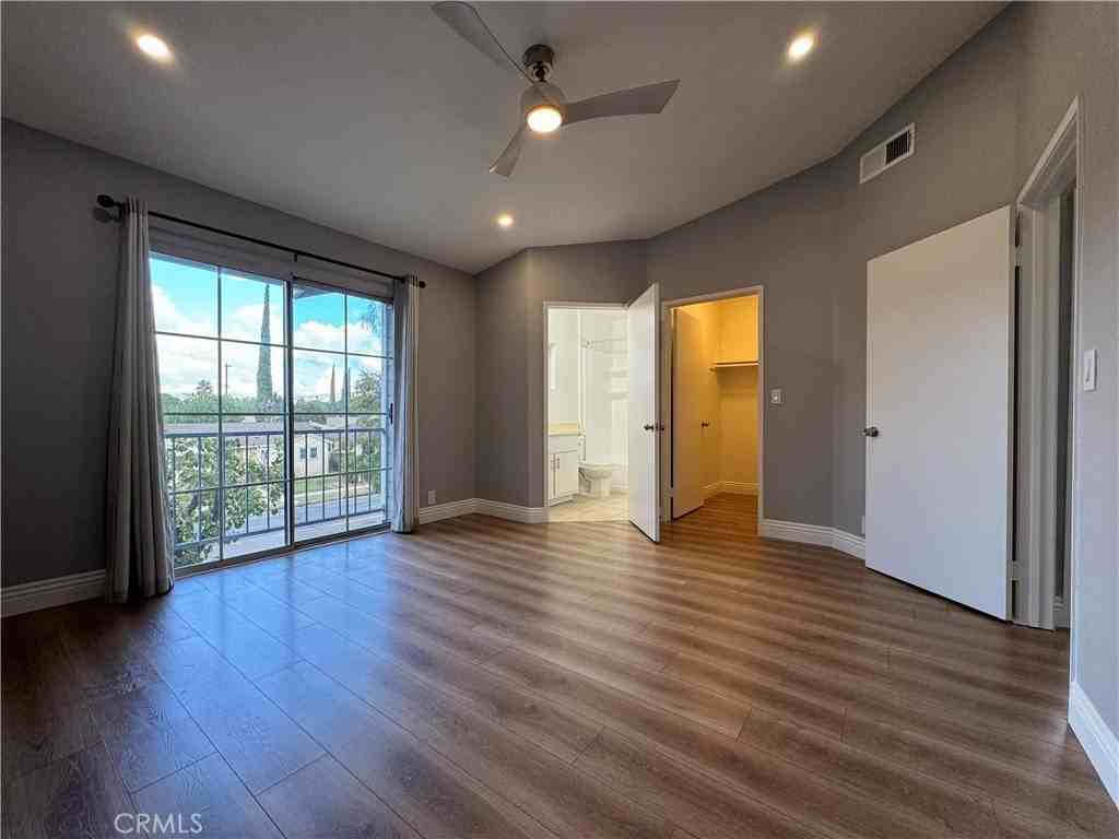 7430 Corbin Ave #9 - Photo 6 of 17