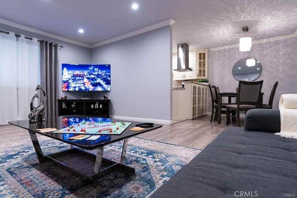 4358 Mammoth Ave #2 - Photo 5 of 23