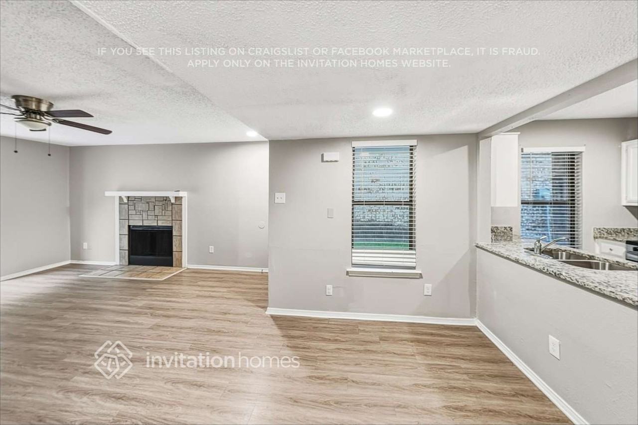 427 Dawn Dr - Photo 7 of 18