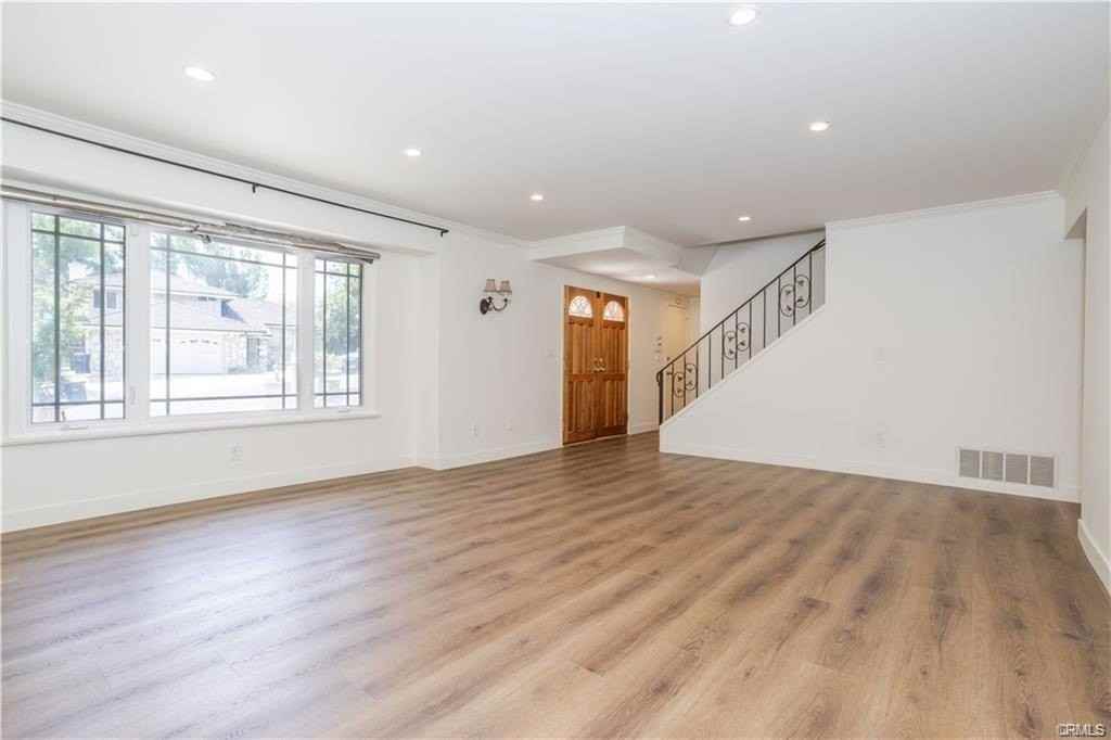 11300 Yolanda Ave - Photo 4 of 25
