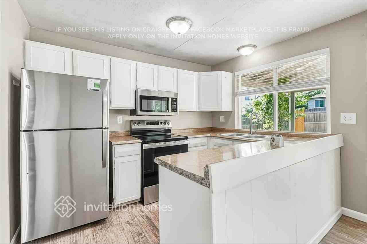 16372 E Brown Dr - Photo 7 of 21