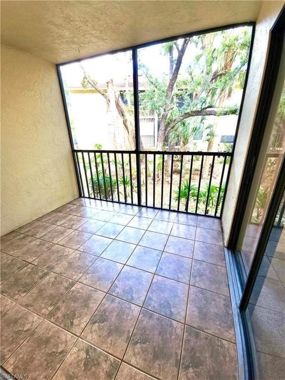 15075 Parkside Dr #102 - Photo 6 of 19