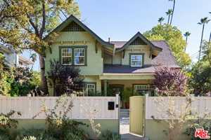 featured image of 2102 N Bronson Ave