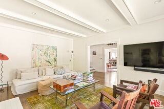 2102 N Bronson Ave - Photo 6 of 7