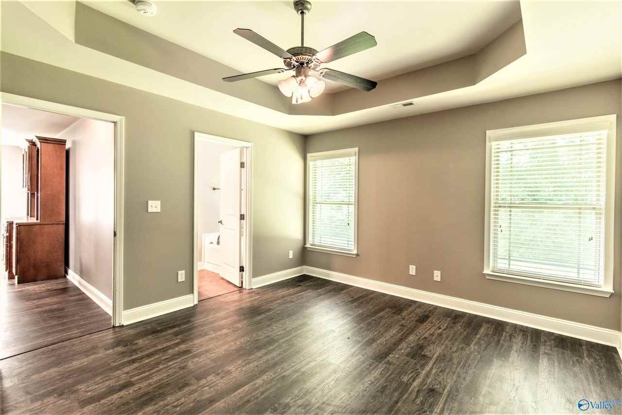 5021 Montauk Trl Se - Photo 6 of 16