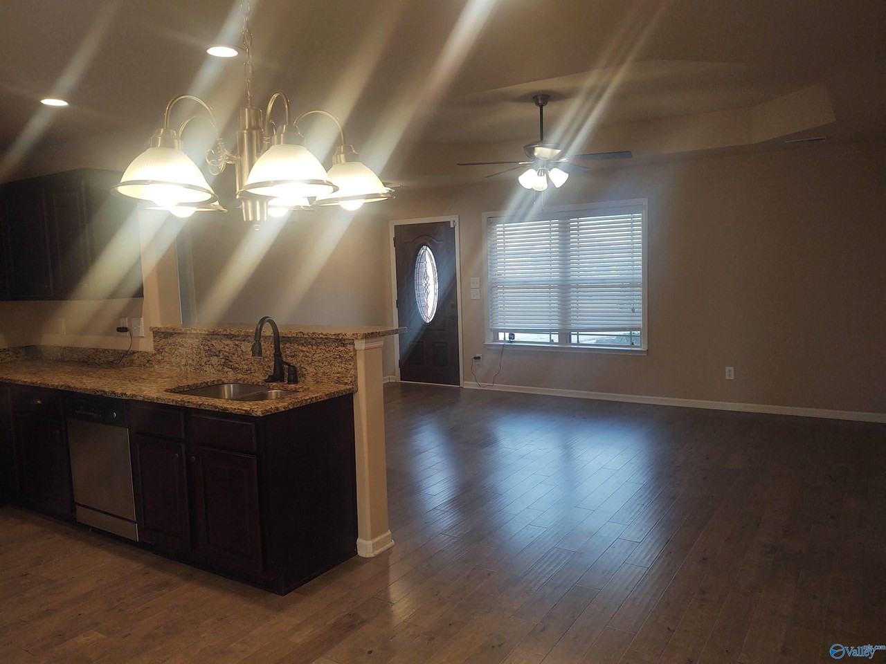 108 Hunter Way - Photo 5 of 27