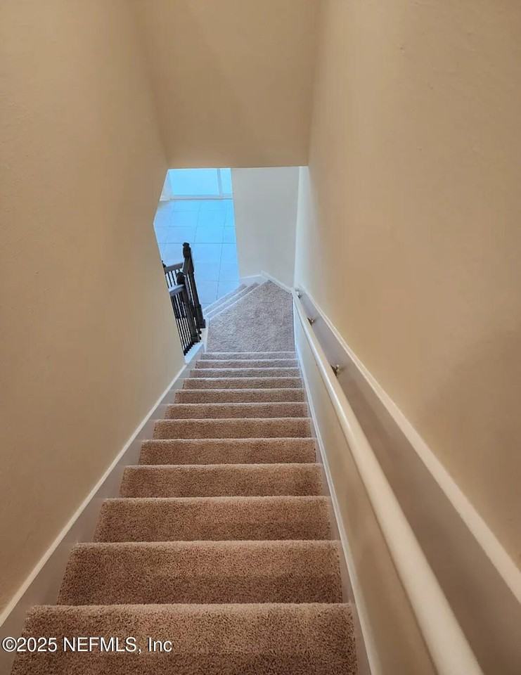 130 Pasadena Dr - Photo 5 of 18