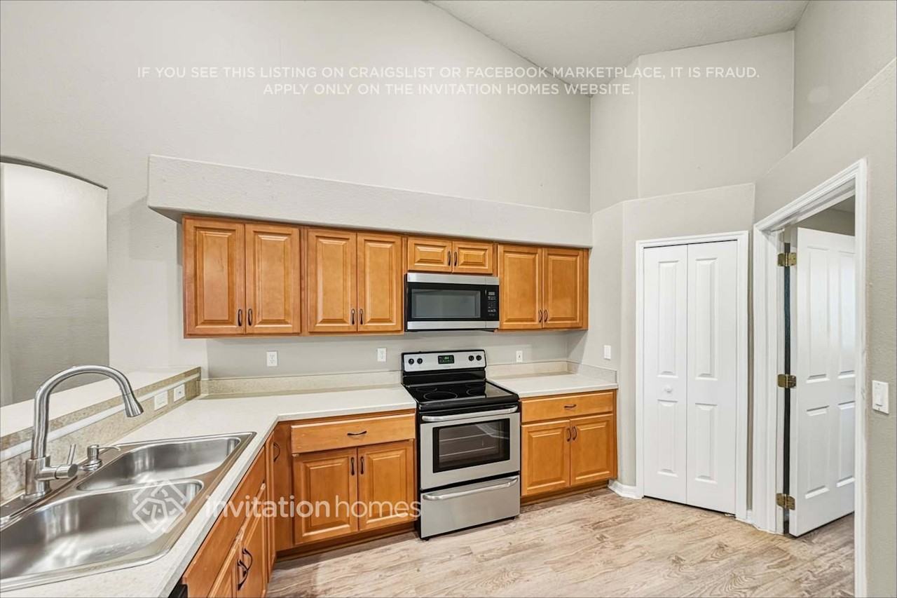 3780 Elizabeth Springs Way - Photo 7 of 19