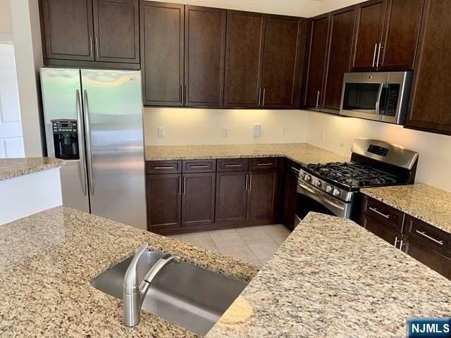 3325 Riverview Ave #325 - Photo 5 of 11