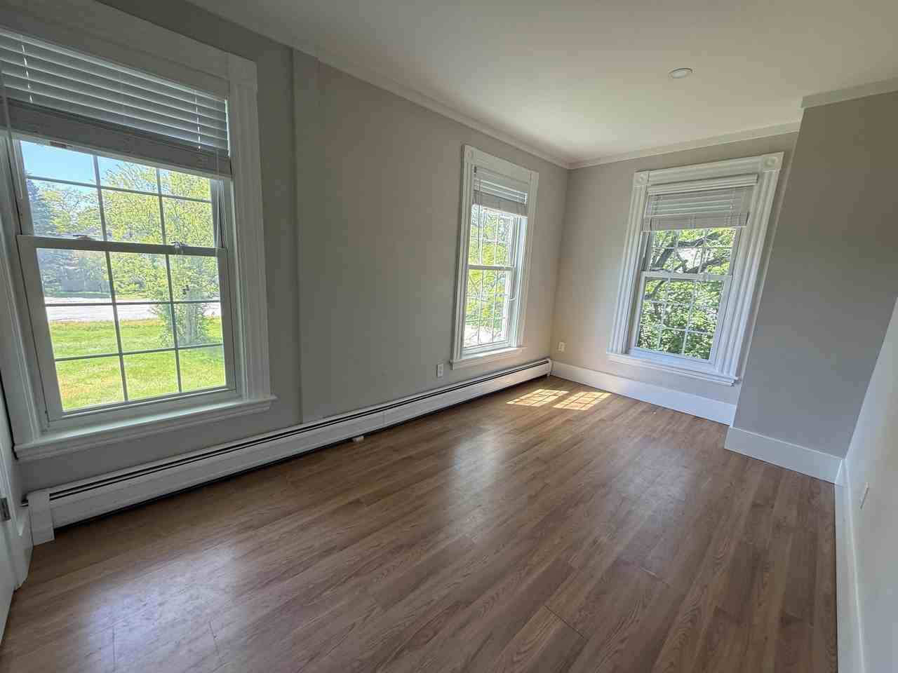 52 Lincoln St #C - Photo 5 of 9