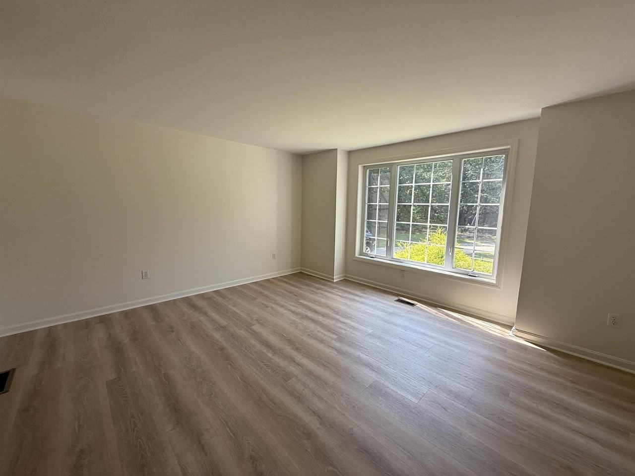 144 Main St #3 - Photo 3 of 25