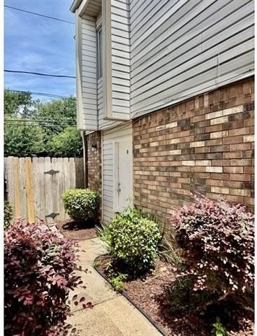 4321 Loire Dr #D - Photo 2 of 18