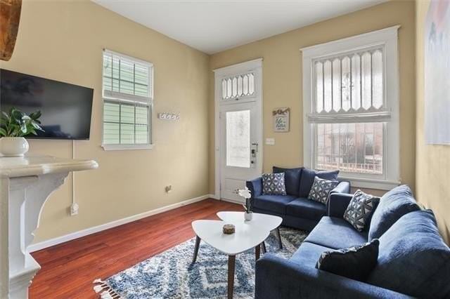 705 Felicity St - Photo 2 of 6