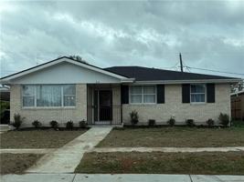 featured image of 816 Andrews Ave