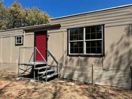 featured image of 87 Paris Dr