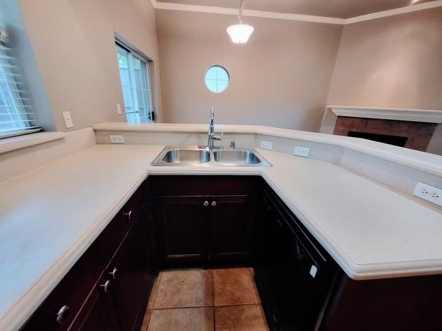 1819 N Fitzhugh Ave #C - Photo 5 of 18