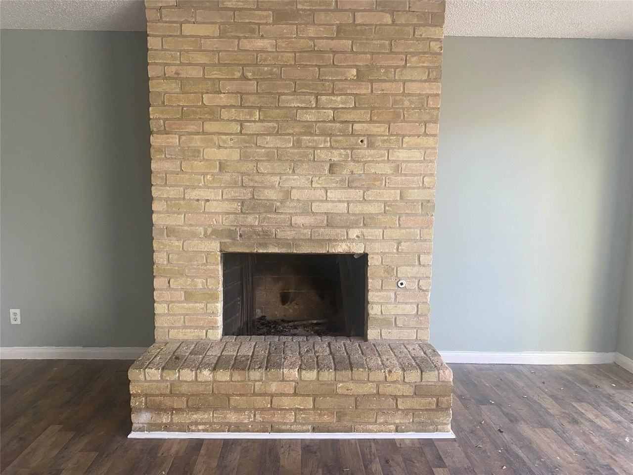 501 Towne House Ln - Photo 7 of 22