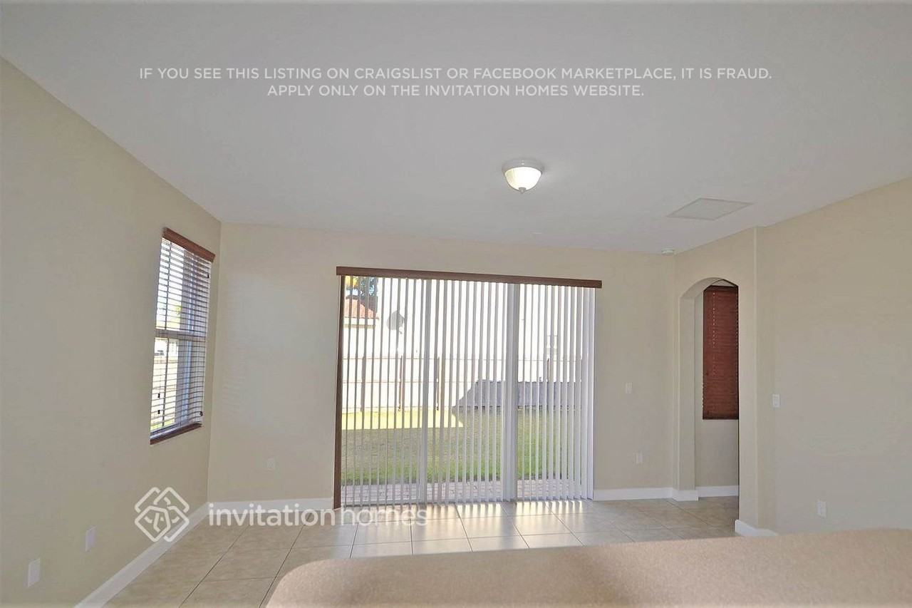 11783 Sw 153rd Pl - Photo 4 of 8