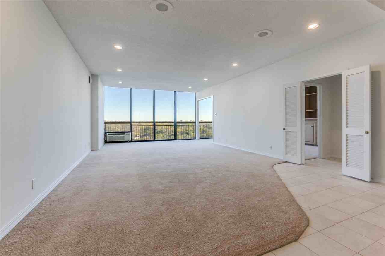 6335 W Northwest Hwy #815 - Photo 4 of 13