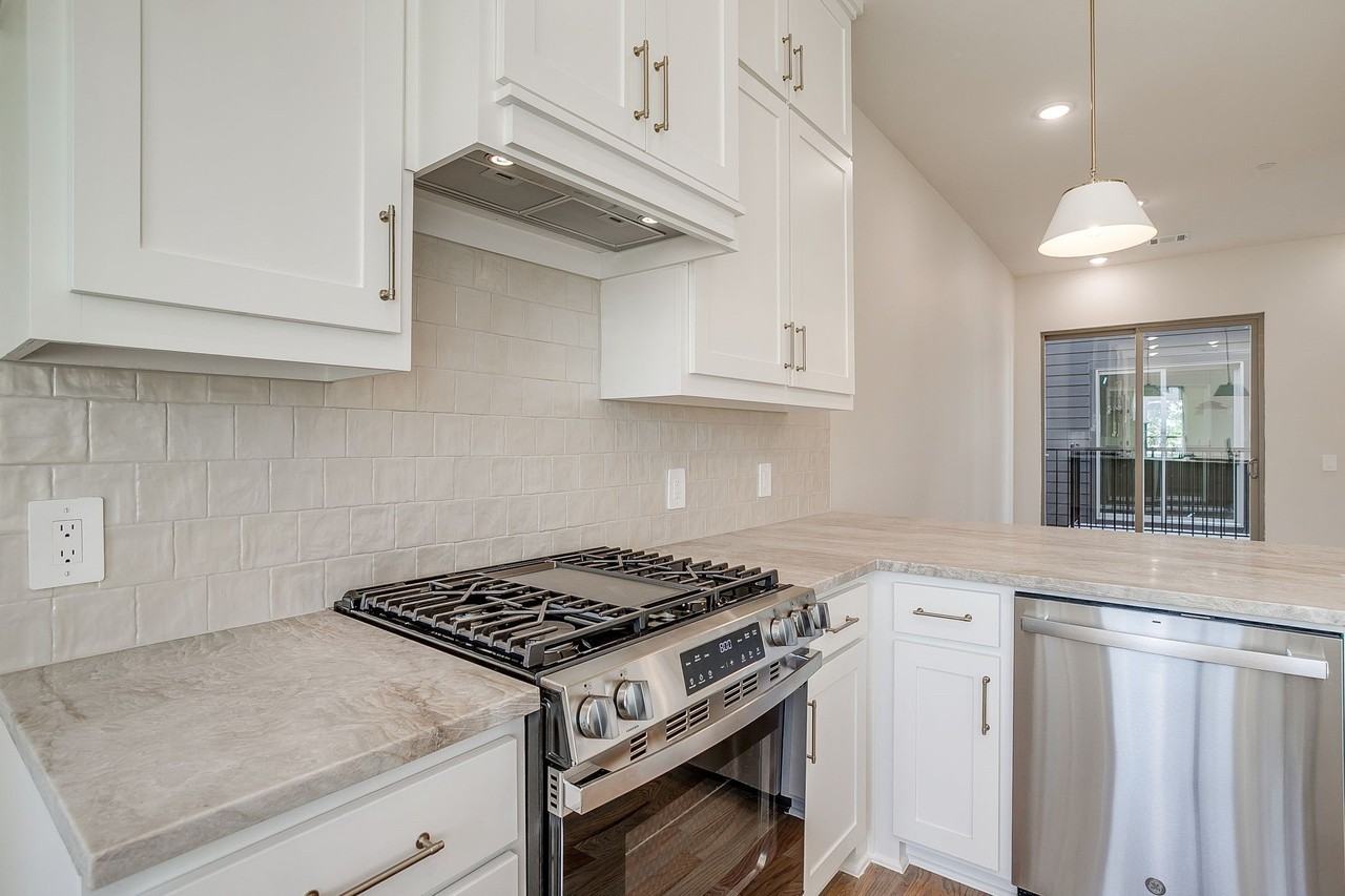 300 Foch St #120 - Photo 5 of 27