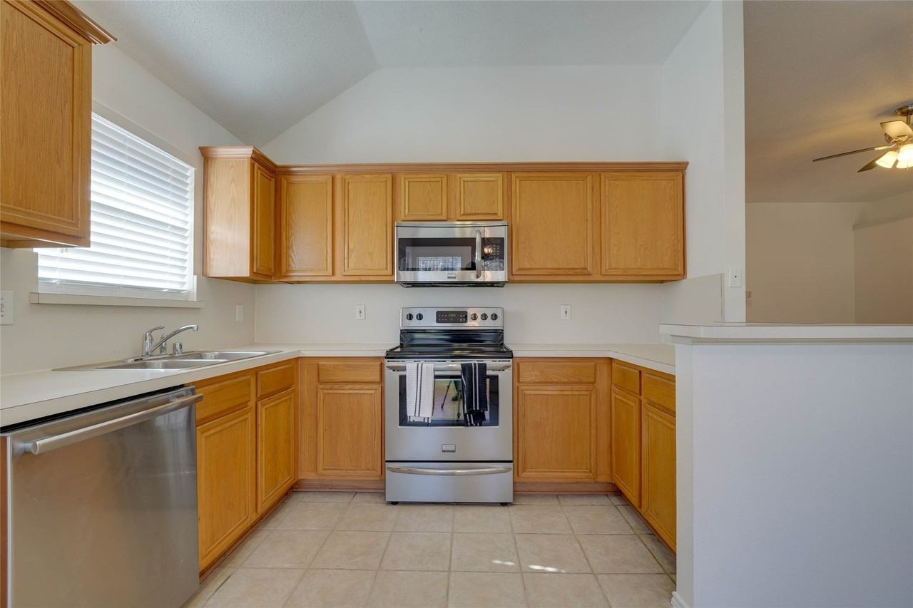 152 Pinion Ln - Photo 5 of 15