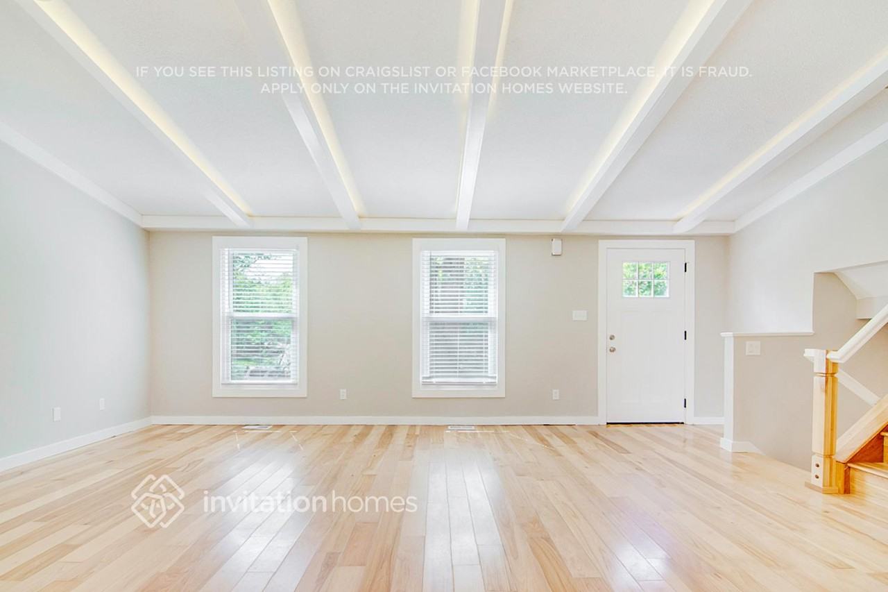 108 N Corncrib Ct - Photo 4 of 22