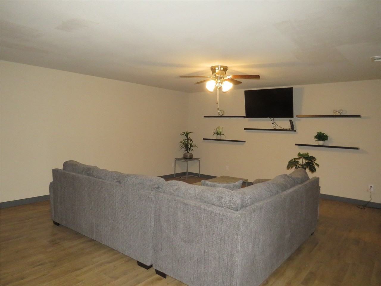 12069 Joyce Ln #2 - Photo 4 of 26