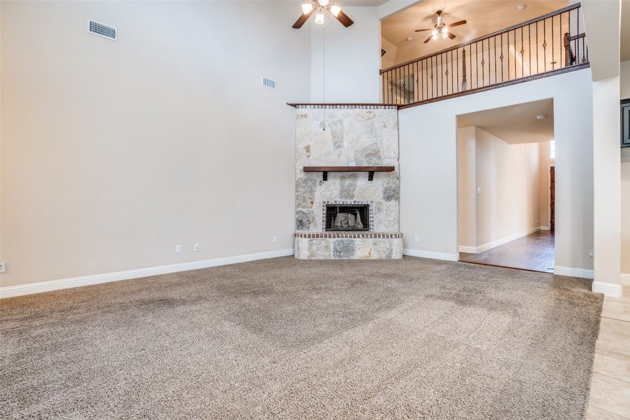 3303 Robin Trl - Photo 5 of 25