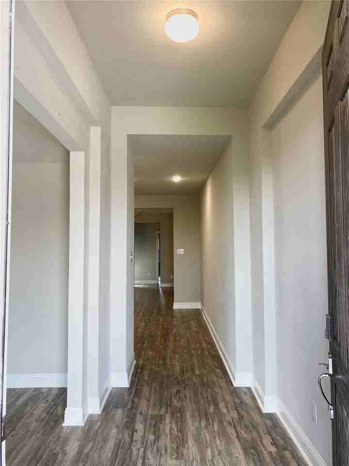 2258 Templin Ave - Photo 2 of 15