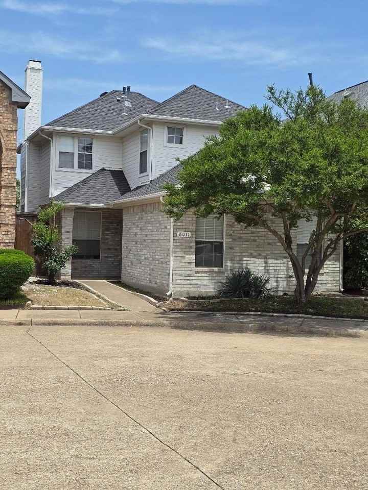 6011 Longley Ct