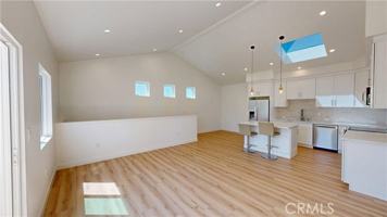 featured image of 363 Flower St #B