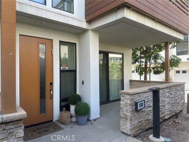 1688 Topanga - Photo 3 of 8