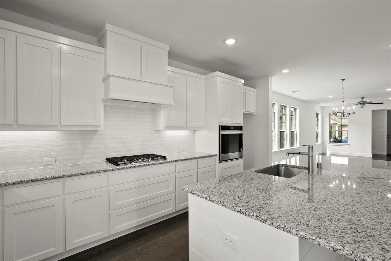946 Switchgrass Ln - Photo 7 of 20