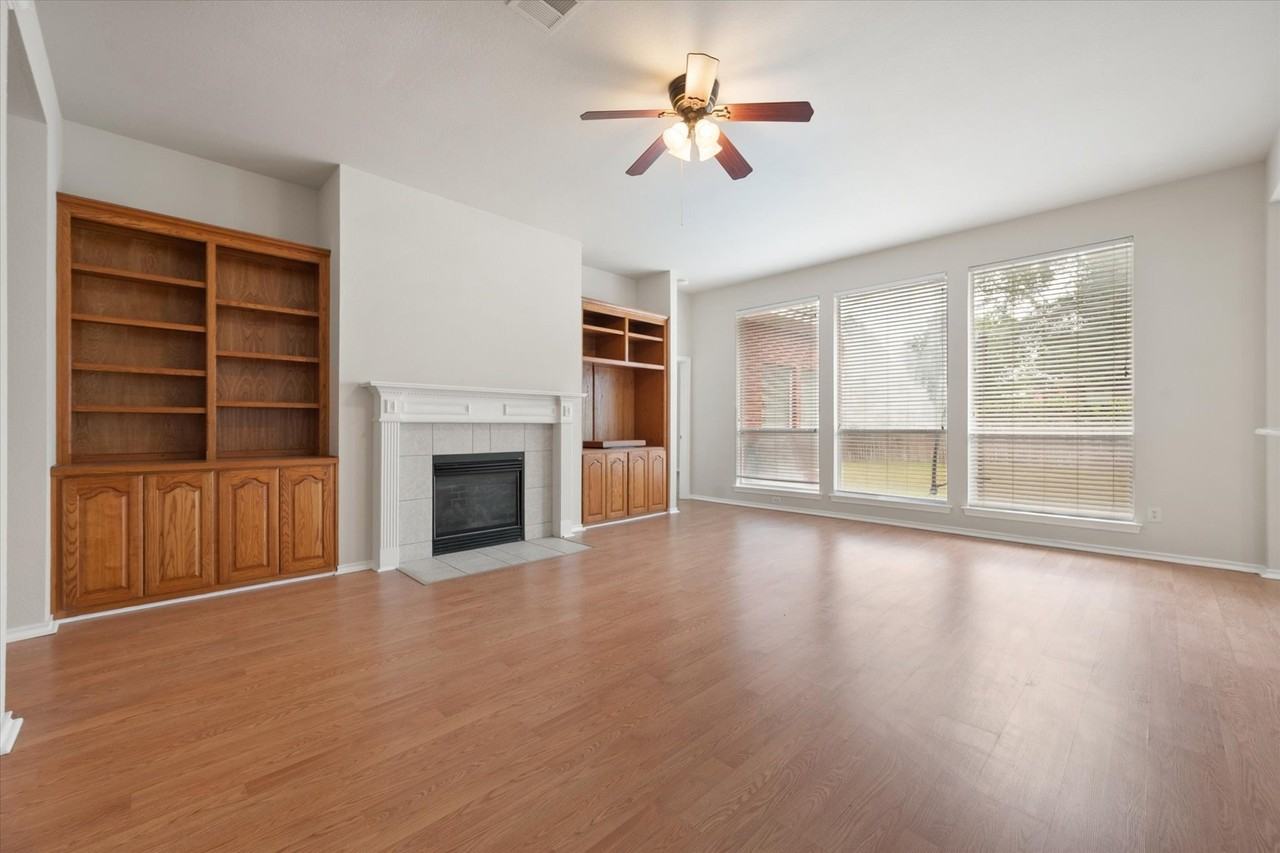 6103 Sea Island Trl - Photo 5 of 27