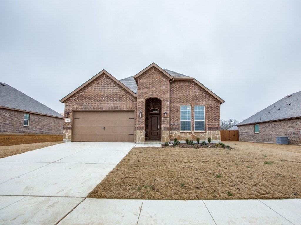 123 Lakeview Cir - Photo 5 of 39