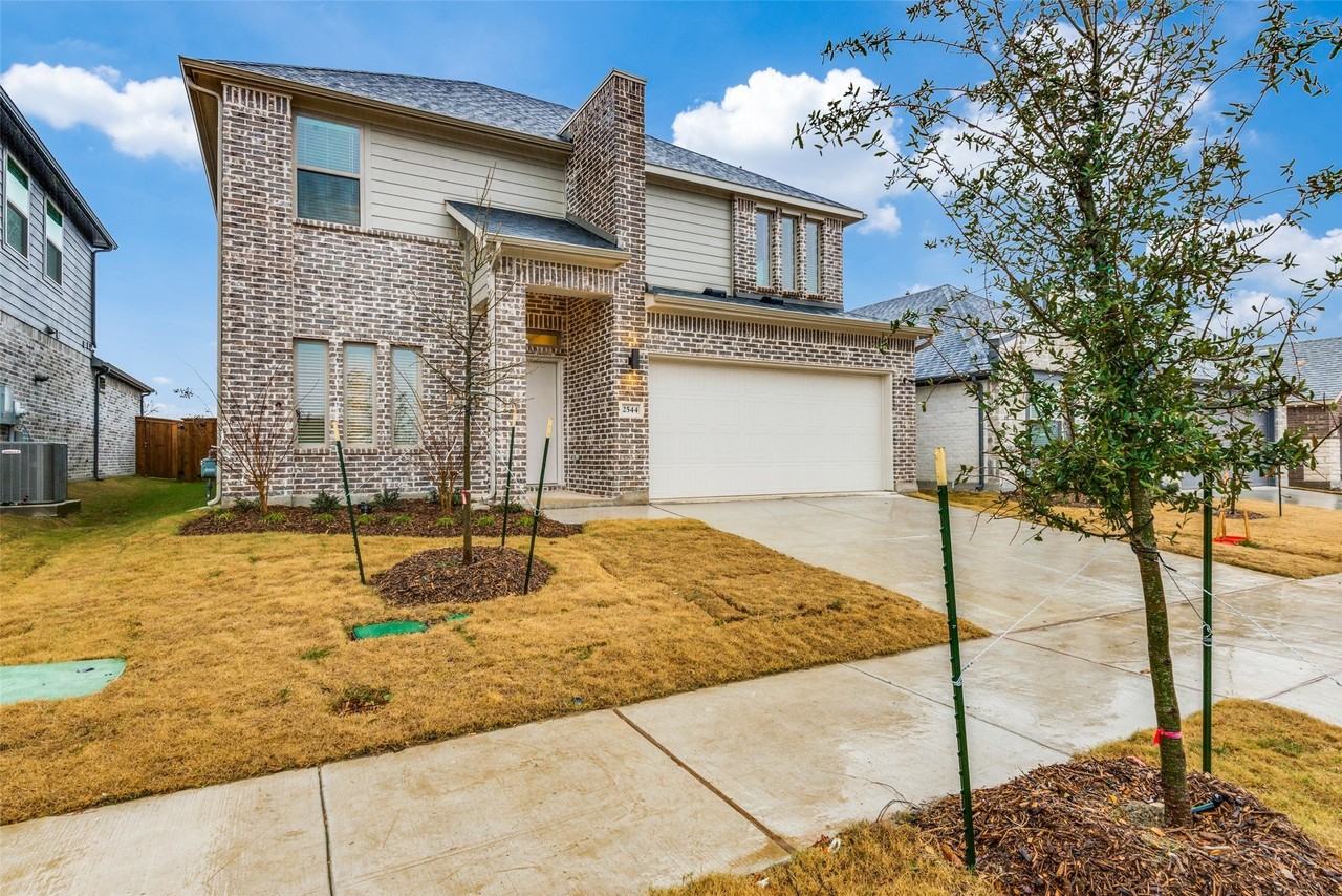 2544 Rambling Rd - Photo 2 of 25