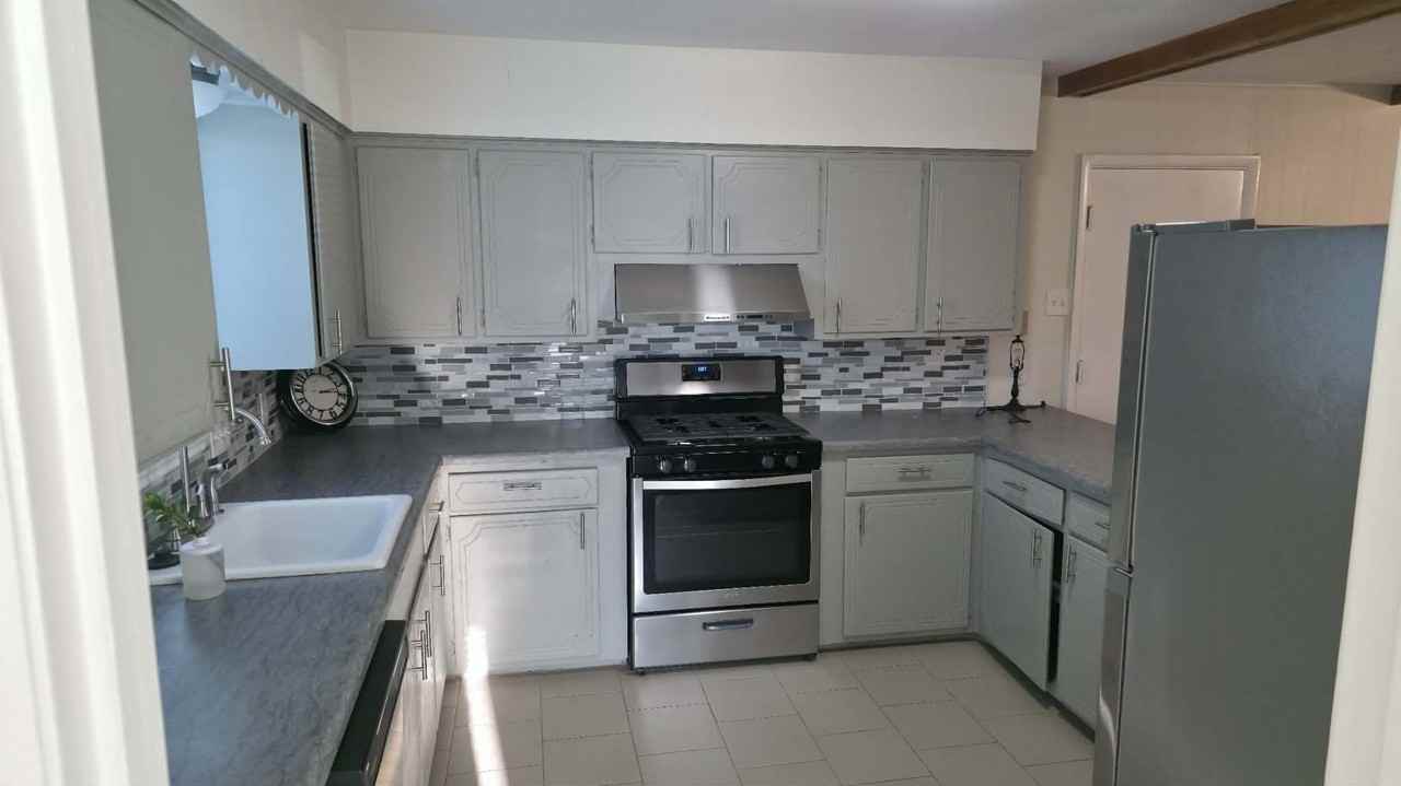 5722 Old Ox Rd - Photo 3 of 10