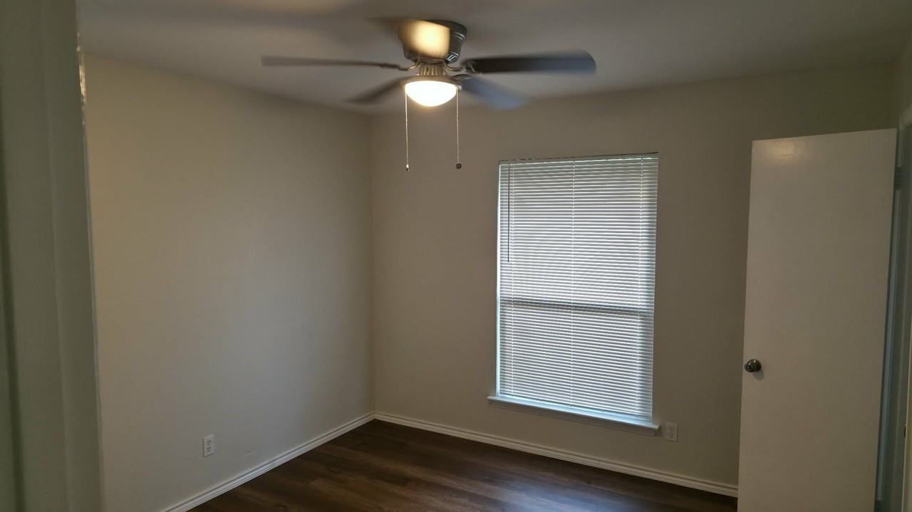 5722 Old Ox Rd - Photo 6 of 10