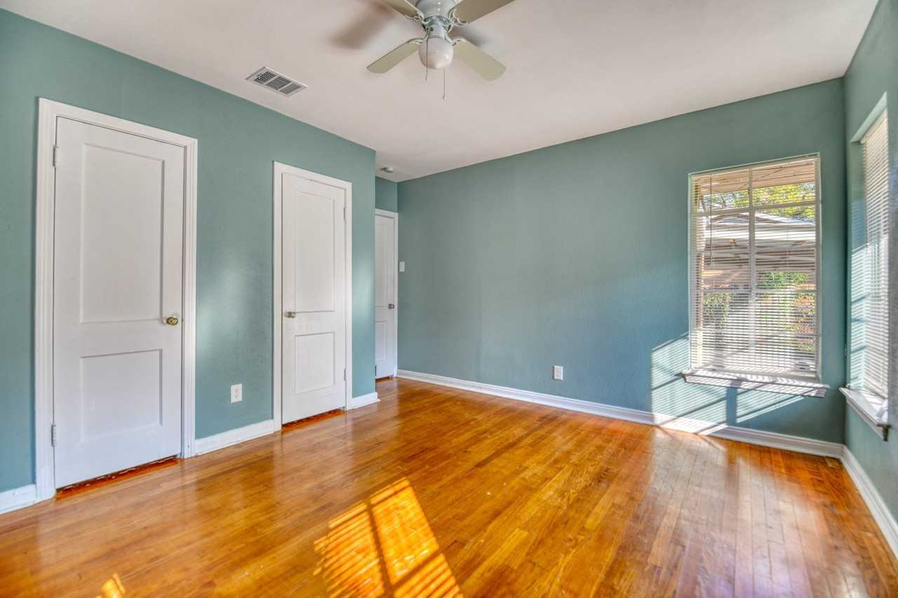 6028 Fairway Ave - Photo 7 of 22