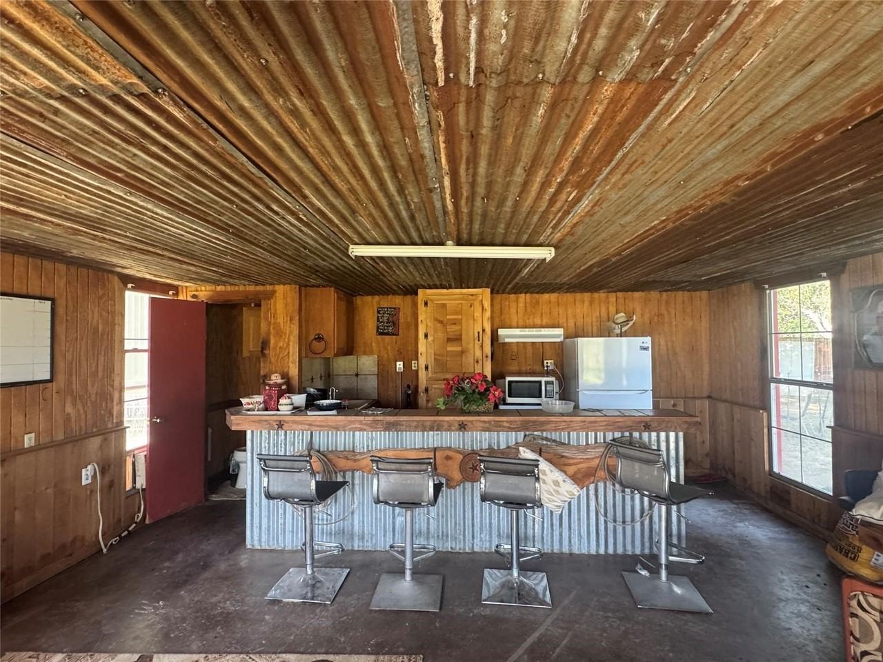 377 Private Road 3249 - Photo 7 of 40