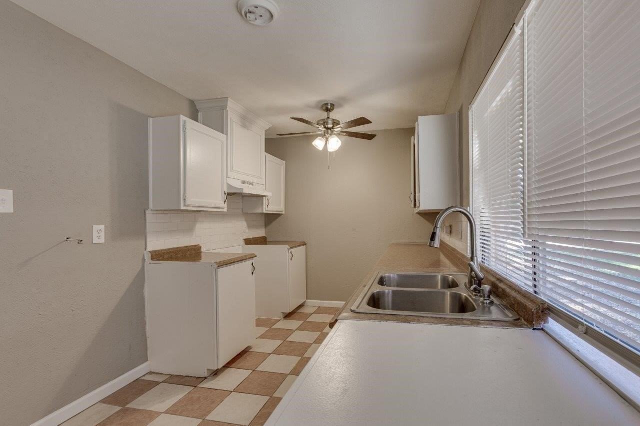 5709 Christie Ln - Photo 7 of 14