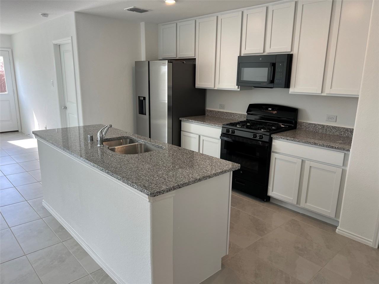7971 Gus Wilson Dr - Photo 3 of 16