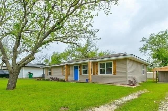 230 Davis Ave - Photo 3 of 27