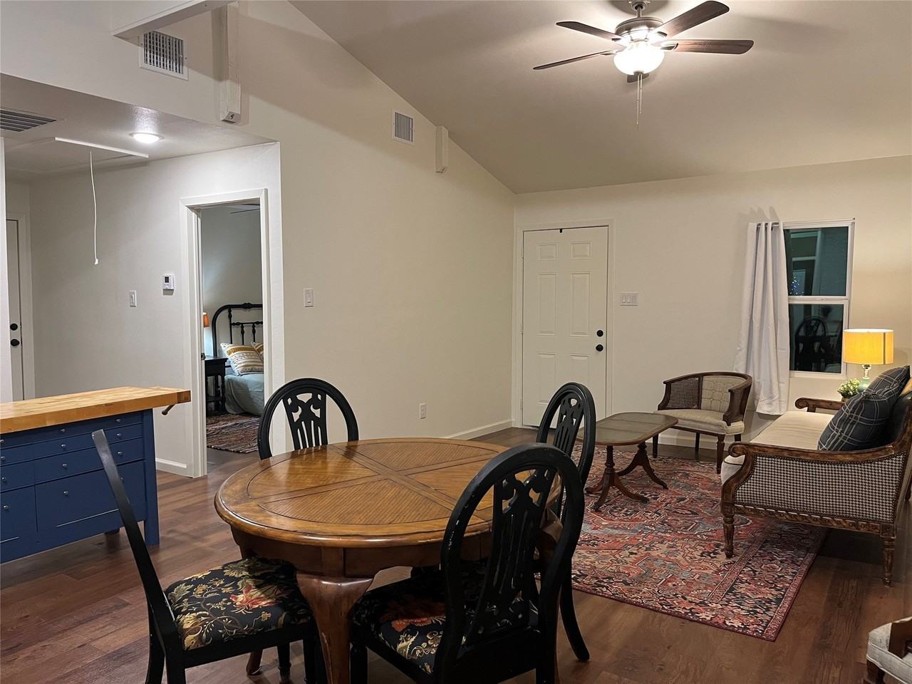 315 Hobson St - Photo 2 of 19