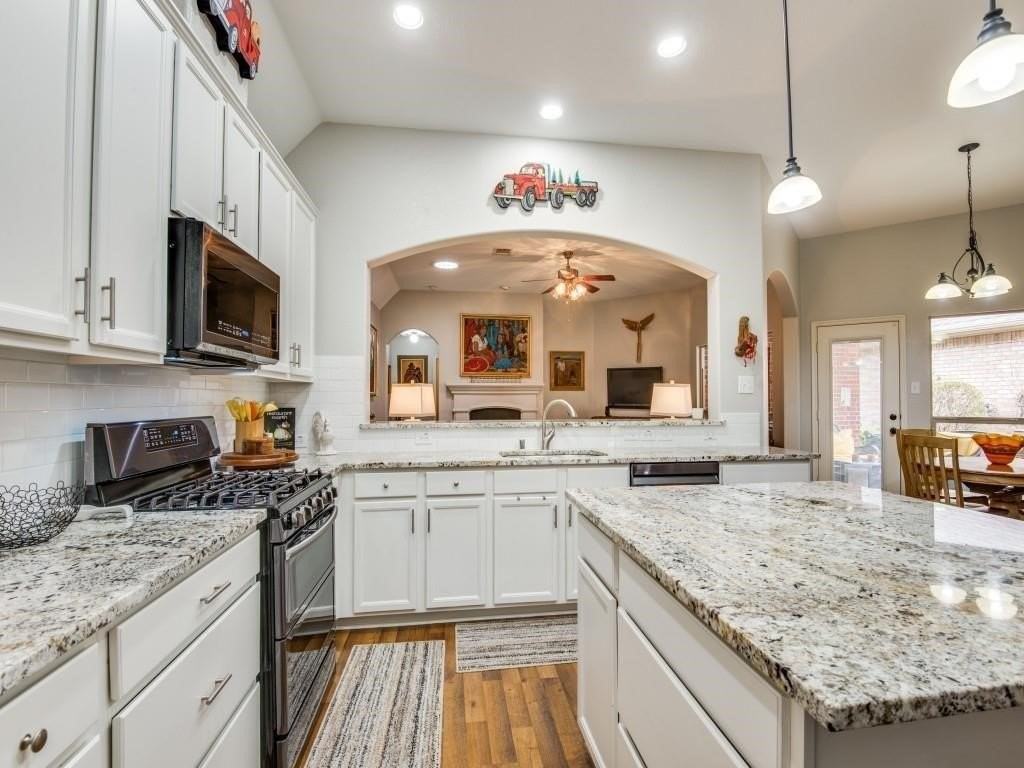 9962 Bell Rock Rd - Photo 6 of 28