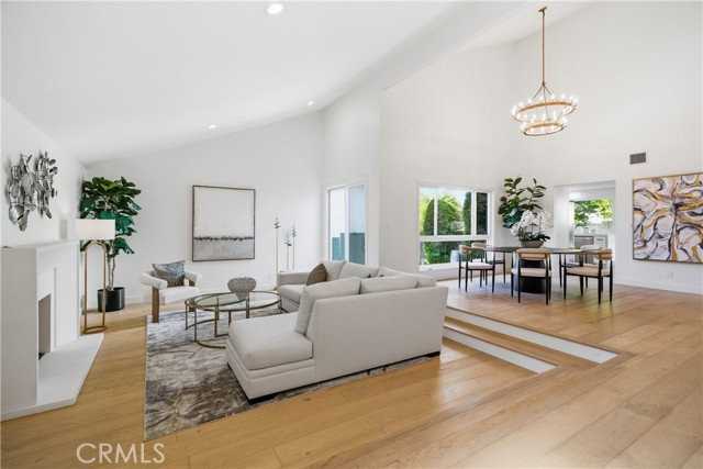 5347 Cangas Dr - Photo 3 of 8