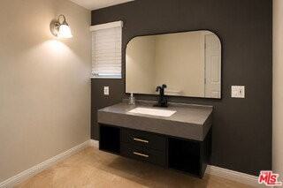 23018 Bigler St - Photo 7 of 8