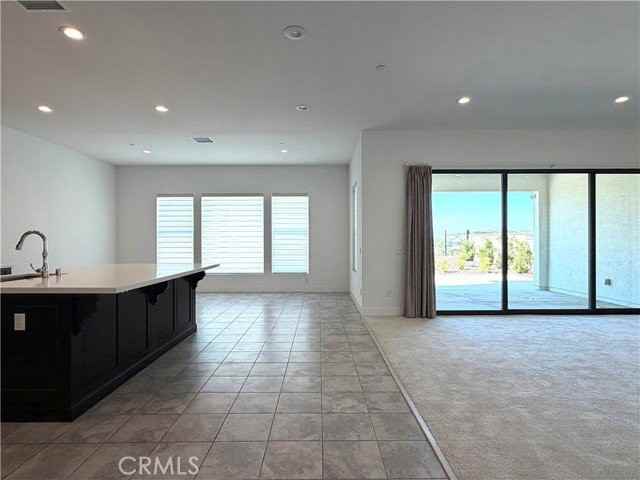 20756 W Bluebird Ct - Photo 7 of 8