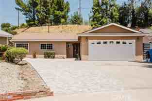 9540 Debra Ave - Photo 1 of 1
