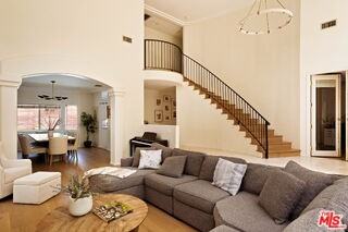 5150 Bellaire Ave - Photo 6 of 8